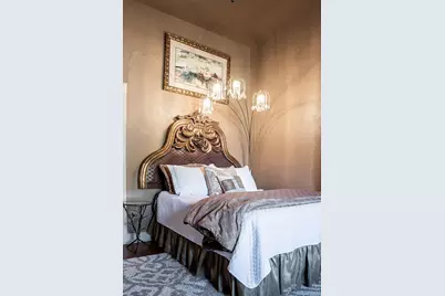 303 Austin Street, Fredericksburg, TX 78624 - Photo 16