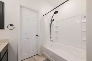 8001 Crystalbrook West W, Austin, TX 78724 - Photo 20