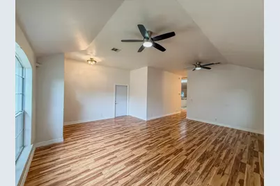 16908 Cactus Blossom Drive, Pflugerville, TX 78660 - Photo 4