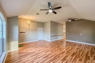 16908 Cactus Blossom Dr, Pflugerville, TX 78660 - Photo 2