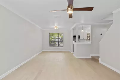 2102 E 8th Street, Austin, TX 78702 - Photo 6