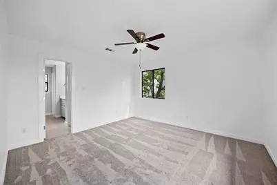 2102 E 8th Street, Austin, TX 78702 - Photo 24