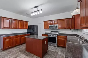 1404 Delia Chapa, Hutto, TX 78634 - Photo 4