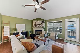 9207 Pioneer Forest Dr, Austin, TX 78744 - Photo 4