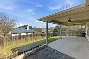 9207 Pioneer Forest Dr, Austin, TX 78744 - Photo 30