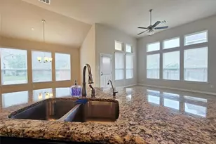 637 Palmilla St, Leander, TX 78641 - Photo 10