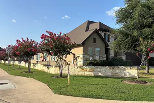 820 Desaix Dr, Georgetown, TX 78628 - Photo 14