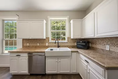 100 Tulip Cove, Kyle, TX 78640 - Photo 8