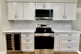 8111 Middle Ct, Austin, TX 78759 - Photo 10