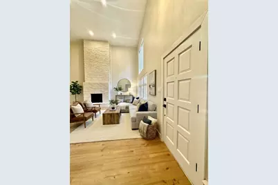 8111 Middle Court, Austin, TX 78759 - Photo 4