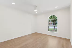6611 Boleynwood Dr, Austin, TX 78745 - Photo 18