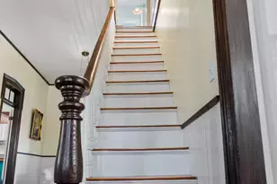 811 E Hempstead St, Giddings, TX 78942 - Photo 6