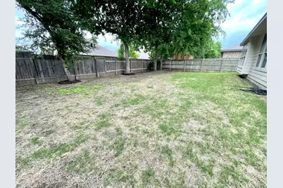 218 Summer Pointe Drive, Buda, TX 78610 - Photo 34