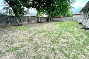 218 Summer Pointe Dr, Buda, TX 78610 - Photo 34