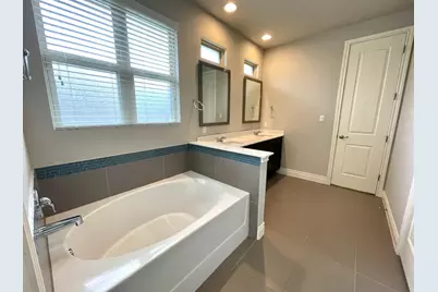 218 Summer Pointe Drive, Buda, TX 78610 - Photo 18