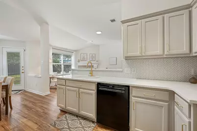 12104 Battle Bridge Drive, Austin, TX 78748 - Photo 14