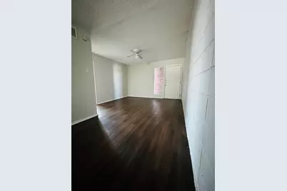 311 E 31st Street #306, Austin, TX 78705 - Photo 12
