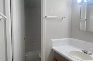 311 E 31st St, Austin, TX 78705 - Photo 8
