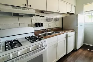 311 E 31st St, Austin, TX 78705 - Photo 14