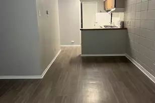 311 E 31st St, Austin, TX 78705 - Photo 4