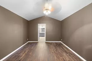 1027 Shady Cir, Lexington, TX 78947 - Photo 20