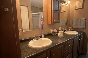 106 Brown Pelican Dr, Del Valle, TX 78617 - Photo 26