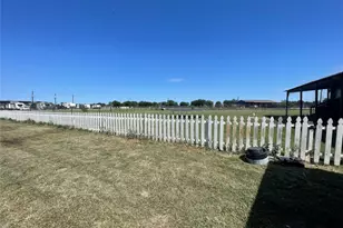 106 Brown Pelican Dr, Del Valle, TX 78617 - Photo 30