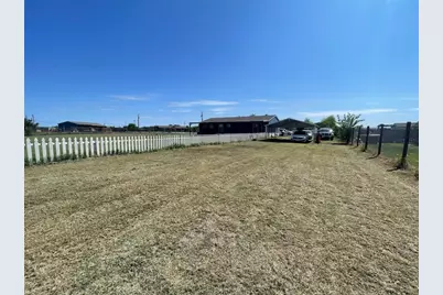 106 Brown Pelican Drive, Del Valle, TX 78617 - Photo 32