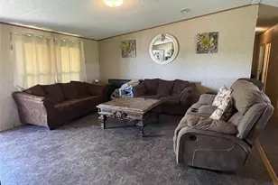 106 Brown Pelican Dr, Del Valle, TX 78617 - Photo 6