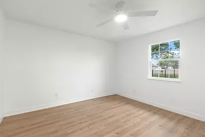 409 Avenue R, Marble Falls, TX 78654 - Photo 16