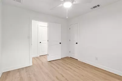 409 Avenue R, Marble Falls, TX 78654 - Photo 22