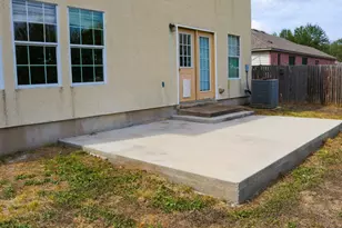 206 Debbie Ann Dr, Leander, TX 78641 - Photo 6