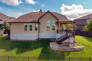 700 Ledge Stone Dr, Austin, TX 78737 - Photo 34