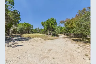 451 High Gabriel E, Leander, TX 78641 - Photo 6