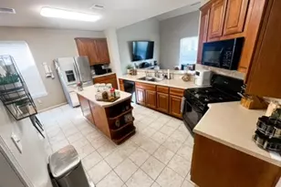 3816 Bandice Ln, Pflugerville, TX 78660 - Photo 2