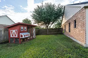 5942 Wildflower Rd, Sealy, TX 77474 - Photo 34