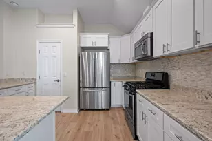 12706 Cinchring Ln, Austin, TX 78727 - Photo 14