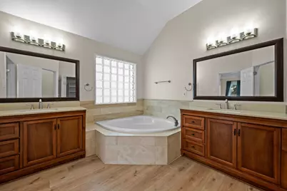 12706 Cinchring Lane, Austin, TX 78727 - Photo 20