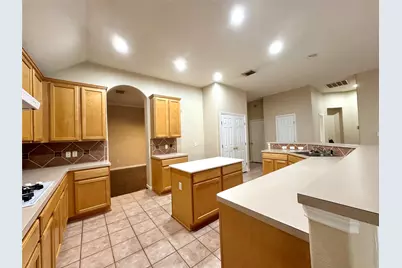 7201 Two Jacks Trail, Round Rock, TX 78681 - Photo 12