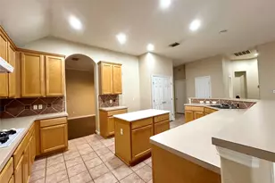 7201 2 Jacks Trail, Round Rock, TX 78681 - Photo 12