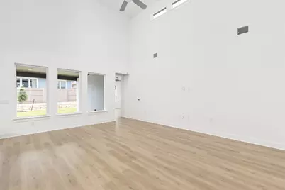 9509 Boathouse Drive, Austin, TX 78744 - Photo 14