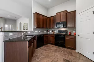 2009 Kates Cove, Manchaca, TX 78652 - Photo 10