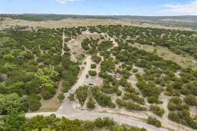 182 Quail Creek Road, Marble Falls, TX 78654 - Photo 2