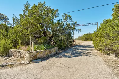 1802 Overland Stage Road, Dripping Springs, TX 78620 - Photo 2