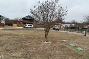 109 Cross Meadow Cove, Hutto, TX 78634 - Photo 2