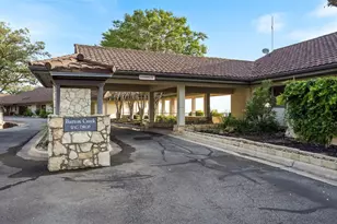 2504 Countryside Cir, Spicewood, TX 78669 - Photo 12