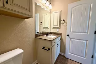 7220 Wyoming Springs Dr, Round Rock, TX 78681 - Photo 26