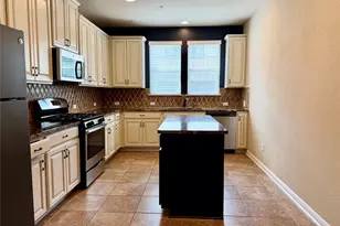 7220 Wyoming Springs Dr, Round Rock, TX 78681 - Photo 4