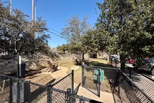 7220 Wyoming Springs Dr, Round Rock, TX 78681 - Photo 38