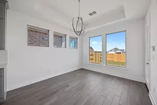 141 Cloverton Cres, Hutto, TX 78634 - Photo 6